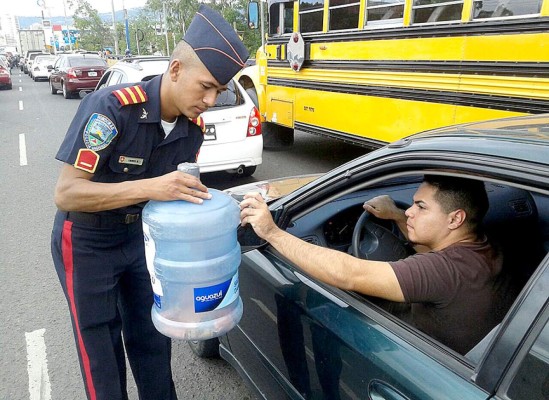Honduras: Voluntarios inician recolecta para la Teletón 2014