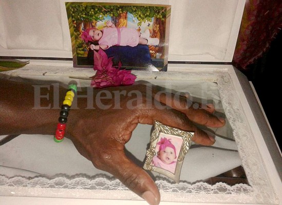 Adiós a Briana, víctima mortal de incendio en Feria del Agricultor