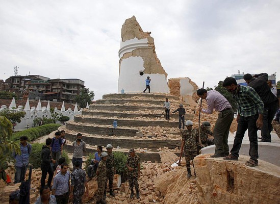 Antes y después de los patrimonios culturales de Nepal