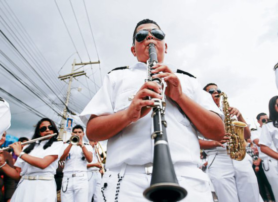 Retumbó la fiesta al ritmo de tambores