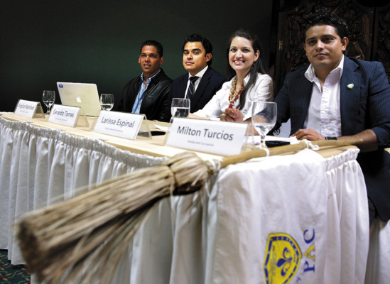 Exponen planes para jóvenes en Honduras