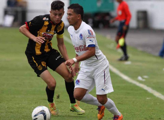 Olimpia gana al Real España y se convierte en primer tricampeón