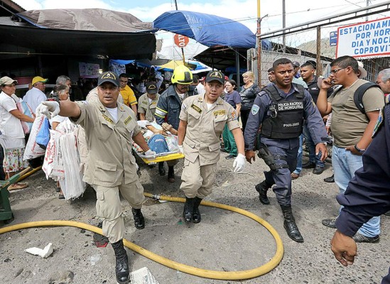 Colapsa sistema sanitario público por incendio