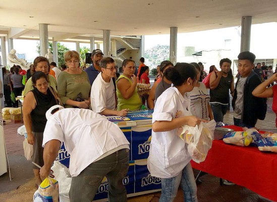 Feria de alimentos se extiende hasta el domingo