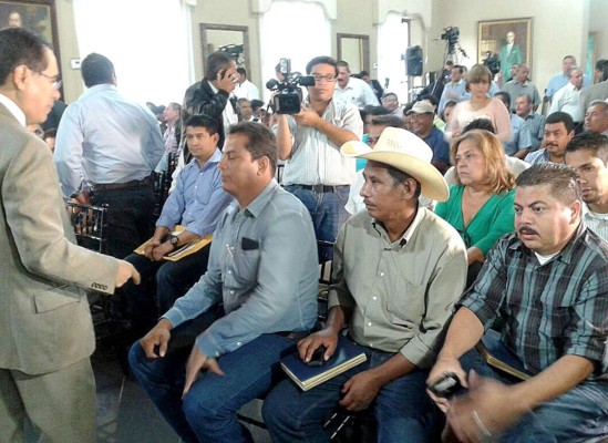 'Indignados' están siendo utilizados, dice el Presidente de Honduras