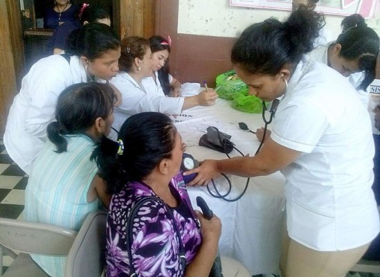 Celebran 132 aniversario del hospital San Felipe