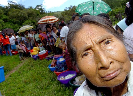 Entre las sombras del olvido, mujer campesina conmemora su día &nbsp;&nbsp;