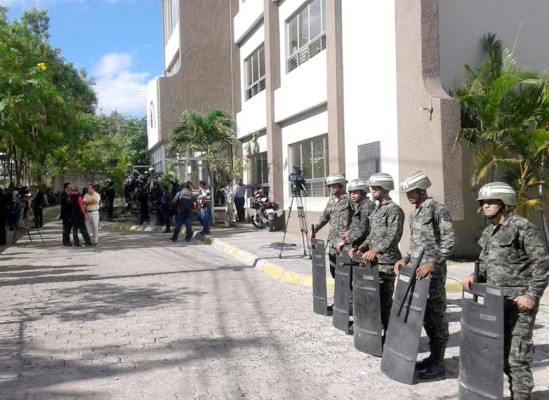Honduras: Cierre total de accesos a CSJ