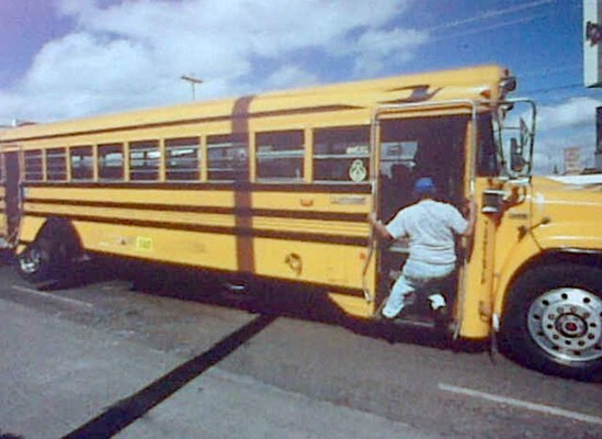 Bus se desarma en el bulevar Centroamérica