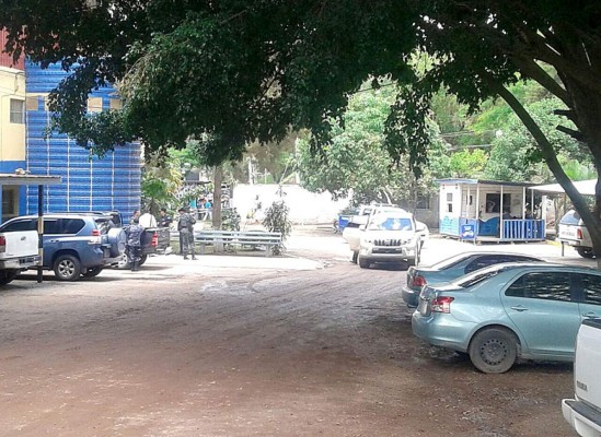 Capturan a policía activo vinculado con el cartel de los Valle