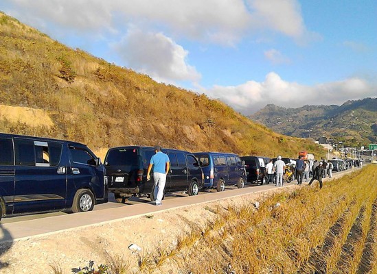 'Rapiditos brujos' protestan en la capital de Honduras