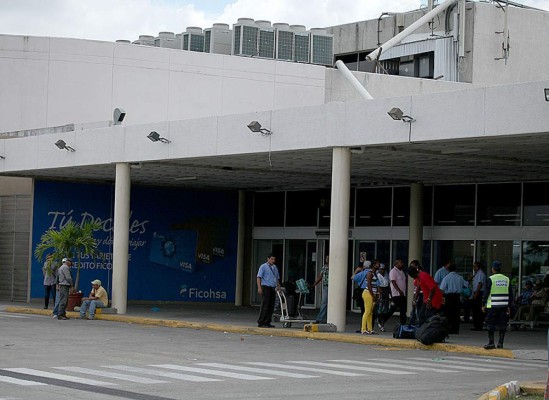 Honduras: Más de 300 migrantes retornan desde EE UU y México