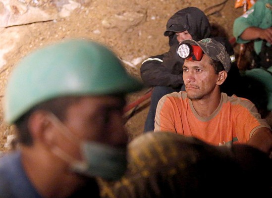 'Los vamos a sacar vivos o muertos', dice minero