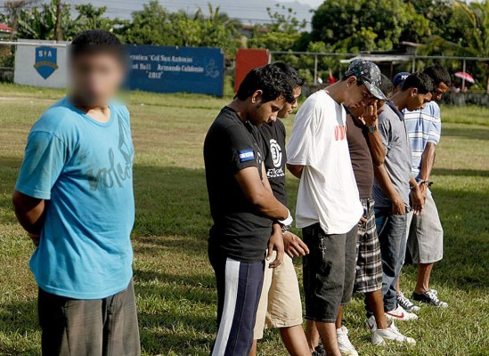 Honduras: Pandillas reclutan niños para desmembrar personas