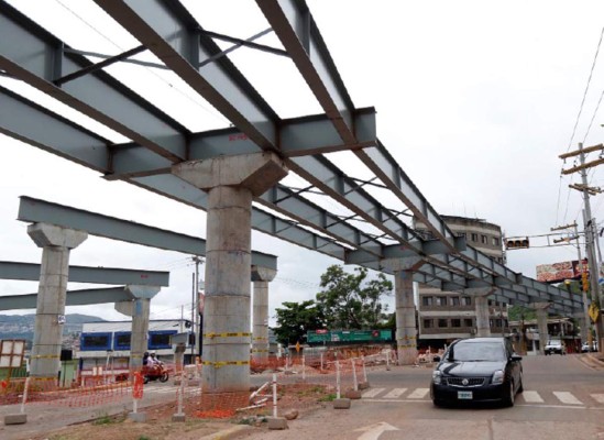 Paso aéreo entra en etapa de fundición