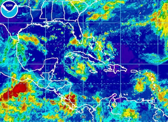 Onda tropical ingresará este viernes a territorio hondureño