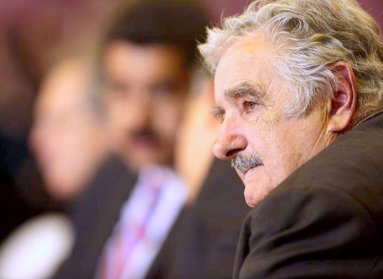 Mujica sufre por situación en Argentina tras muerte de fiscal