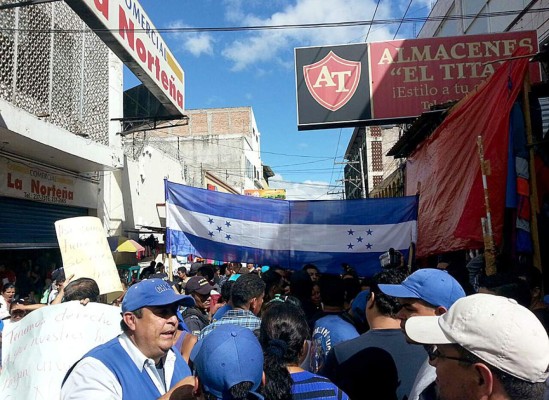 Honduras: Alcaldía analizará petición de vendedores de trabajar en la calle