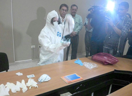Honduras ya tiene trajes contra el ébola