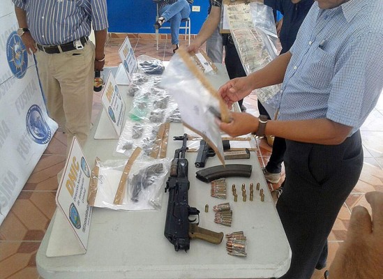 Capturan a presuntos miembros del 'Combo que no se deja'