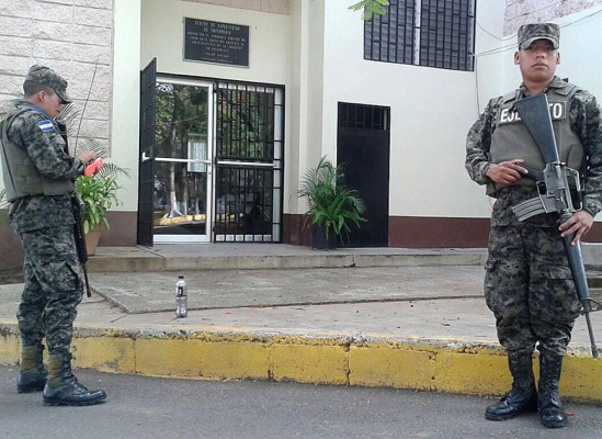 Inicia intervención de hospitales públicos en Honduras