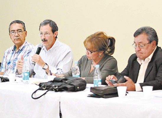 Según Villeda, el PL está como segunda fuerza