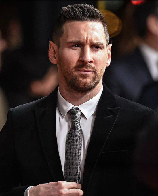 Lionel Messi sorprende al acordar comprar histórico equipo del fútbol español