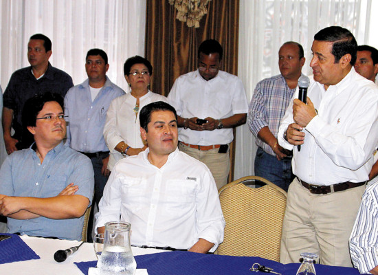 JOH se irá con permiso del Congreso