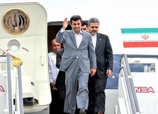 Presidente iraní fustiga en Cuba al capitalismo