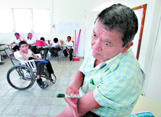 Migración de niños dispara la deserción