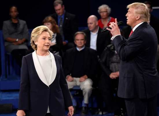 Cinco momentos claves del segundo debate presidencial entre Hillary y Trump