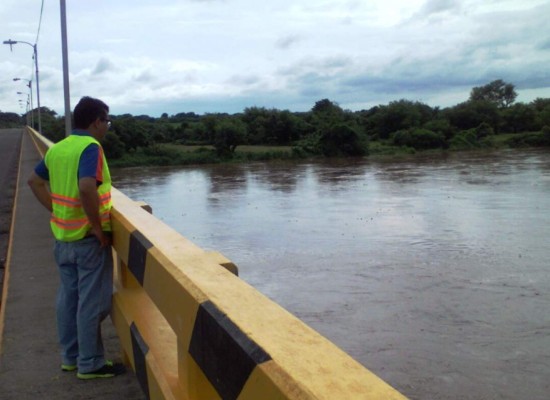 Preocupan niveles de ríos ante pronósticos de más lluvias en Honduras