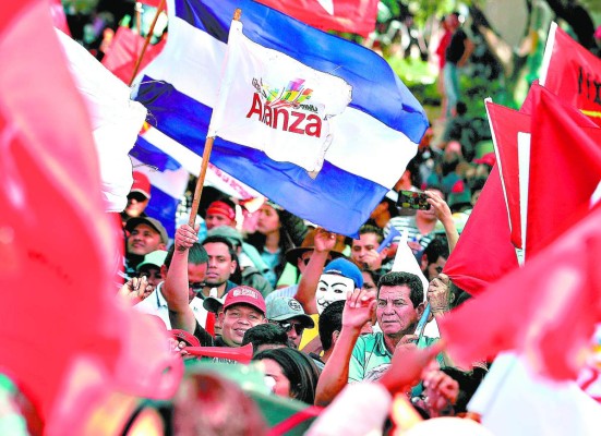 En manifestación, la Alianza de Oposición insiste en escrutinio especial de las 18,103 actas electorales