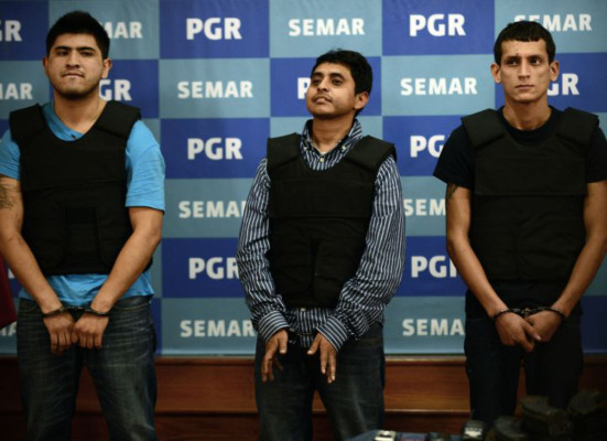 Presentan a miembro de Los Zetas vinculado a masacre de 72 migrantes