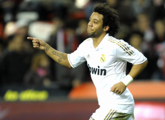 El Blanco no afloja el puño...