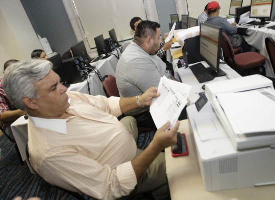 Afloran amenazas en Libre ante adulteración de actas electorales