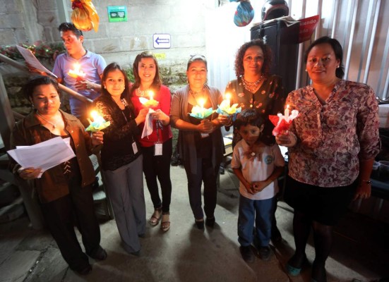La gran familia Opsa unida por el hermoso espíritu navideño