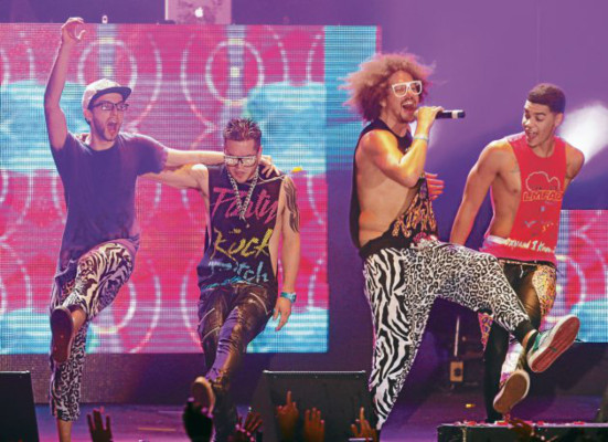 Adele y LMFAO, en un duelo por el Billboard