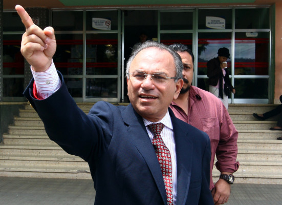 Salud promete cancelar sueldos atrasados