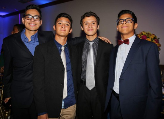 Felicitaciones para la quinceañera