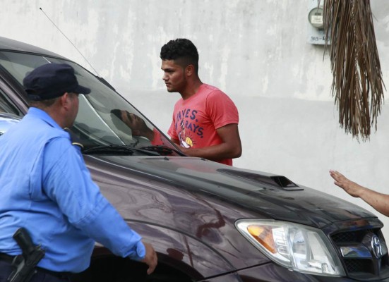 ¡Doloroso! Jugador del Real España rompe en llanto al ver su padre asesinado