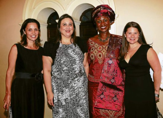 Invitados ovacionan gala del Teatro de Danza de Harlem