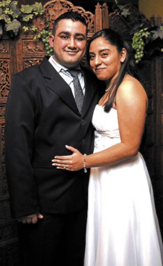 Franz Cruz y Ana Valladares ya son esposos