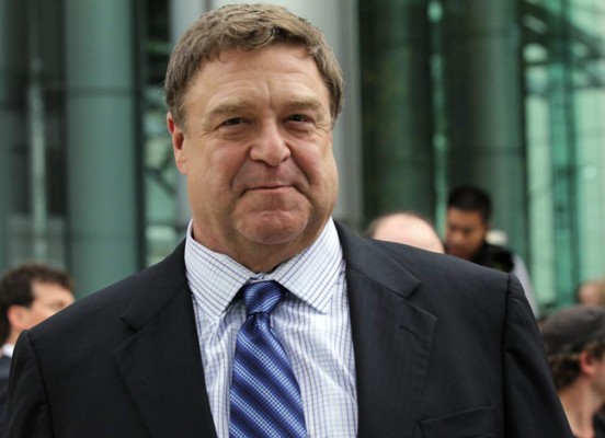 Actor John Goodman de 'Pedro Picapiedra' bajó de peso y se ve irreconocible