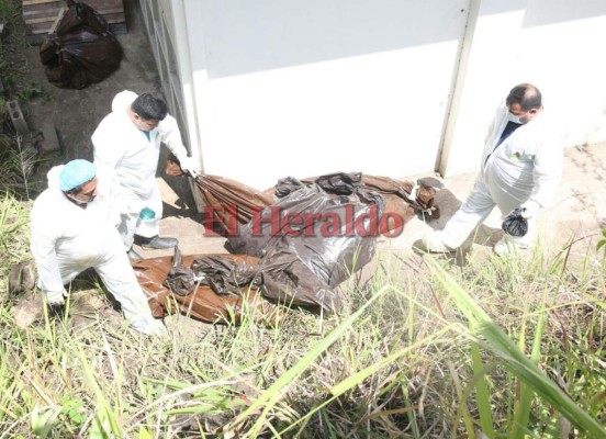 Medicina Forense entierra a 31 cuerpos que no fueron reclamados por familiares