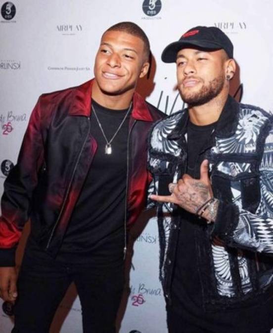 FOTOS: Modelos, alcohol y descontrol, así fue la fiesta a la que acudieron Neymar y Mbappé