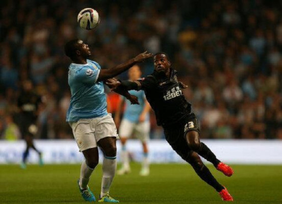 Manchester City amarga debut de Juan Carlos García