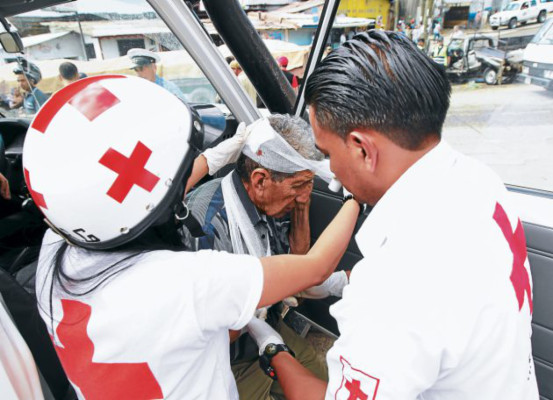 Autobús sin frenos provoca accidente en Comayagüela