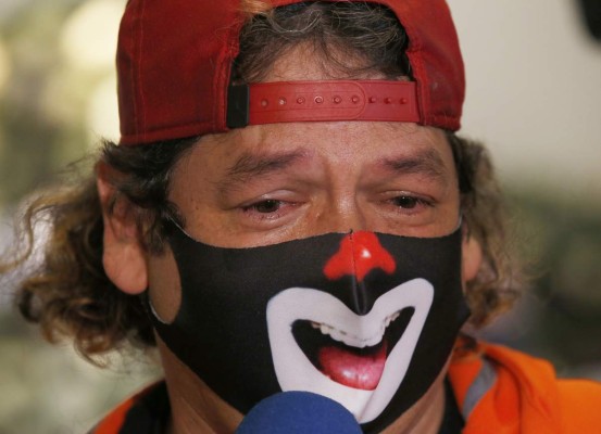 Luto y desconsuelo en el último adiós a Cepillín (FOTOS)  