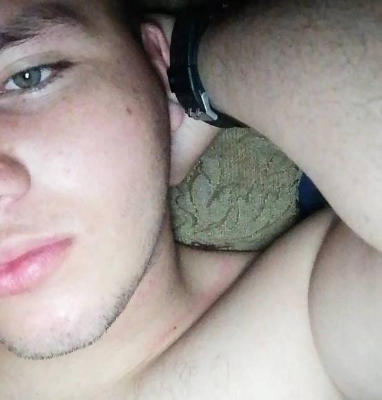 Jeferson Andrade, el policía hondureño que roba suspiros en TikTok